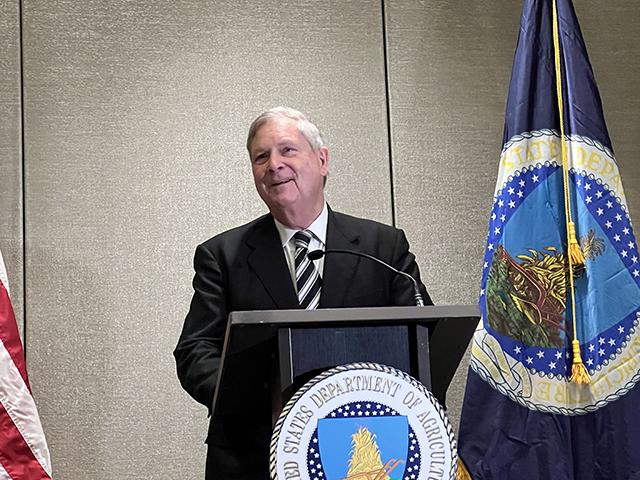 Agriculture Secretary Tom Vilsack touts the importance of the CCC and crop insurance, but a panel of former USDA economists raises questions about those programs' futures. (DTN file photo by Chris Clayton)