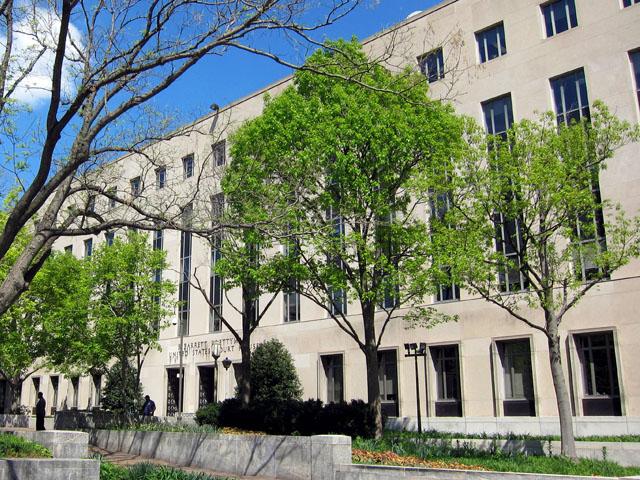 The U.S. Court of Appeals for the District of Columbia Circuit is considering legal arguments made in an ongoing Renewable Fuel Standard case. (DTN file photo)