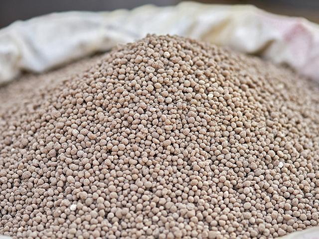 Sixty-five state and national farm groups on Monday wrote Commerce Secretary Howard Lutnick to press his department to remove the countervailing duties on phosphate fertilizer from Morocco. (DTN file photo)