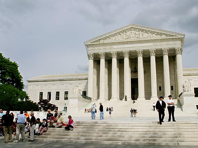 Growth Energy and the Renewable Fuels Association petitioned the Supreme Court to review an appeals court decision to reverse the U.S. Environmental Protection Agency's 2022 decision on small-refinery exemptions. (DTN file photo)