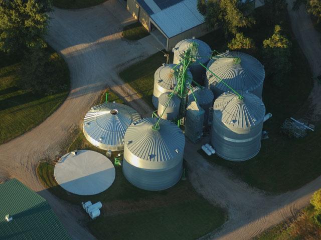 Farmers hold more than 3 billion bushels of corn in on-farm storage as of June 1, reflecting last year's big crop and dissatisfaction with prices. (DTN/Progressive Farmer file photo by Jim Patrico)