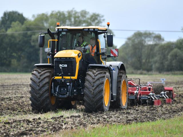 JCB's beefy 41-mile-per-hour Fastrac tractor is coming to North America in spring 2026. (Photo courtesy of JCB)