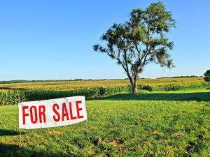 Corn Belt Farmland Package: Sealed Bids Open on 3.8K Acres in Three States