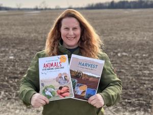 Wisconsin Artist Promotes Farming in Colorful Detail