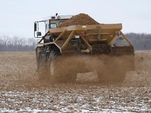 Cornell Study: Animal, Human Waste Could Limit Synthetic Fertilizer Use in US